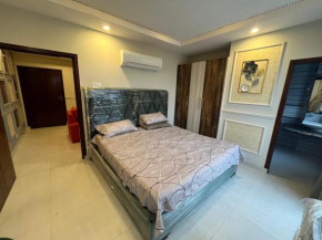 Luxury Apartment in Lahore Bahria Town